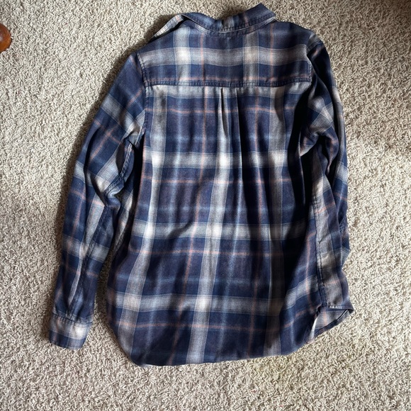 Target flannel - Picture 2 of 3